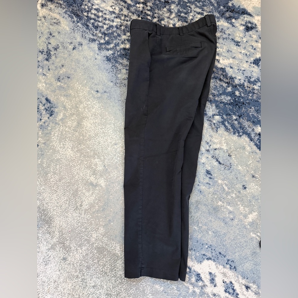 Van Heusen Men's Black Chinos